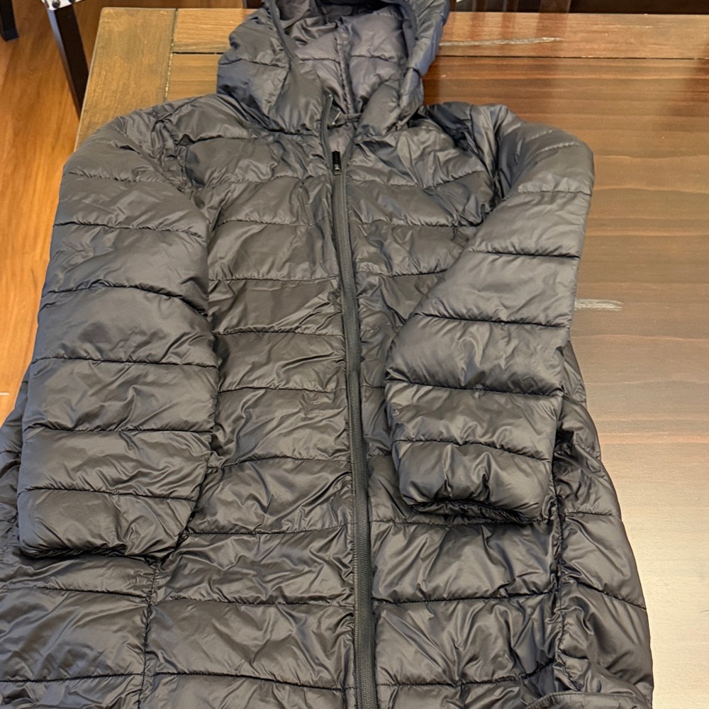 Athleta Aire Puffer Parka